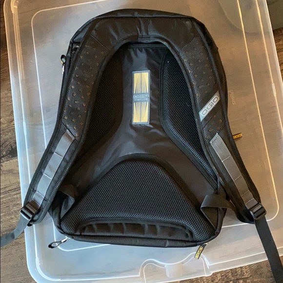 Backpack - Picture 2 of 2